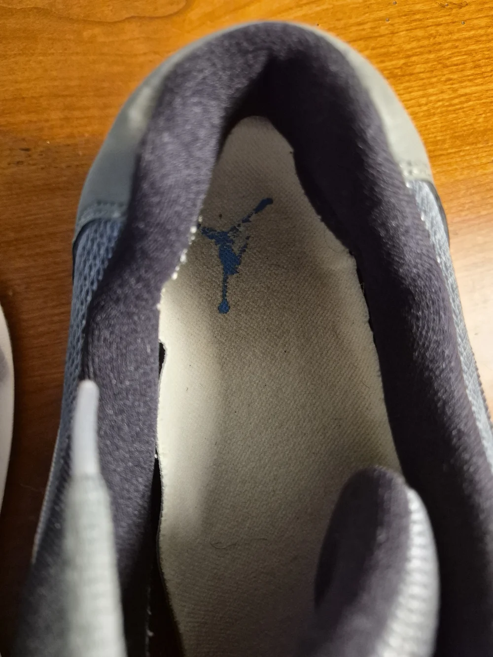 Nike Men's Air 11  Gray and Black Athletic Sneakers with Blue Logo Size 11
